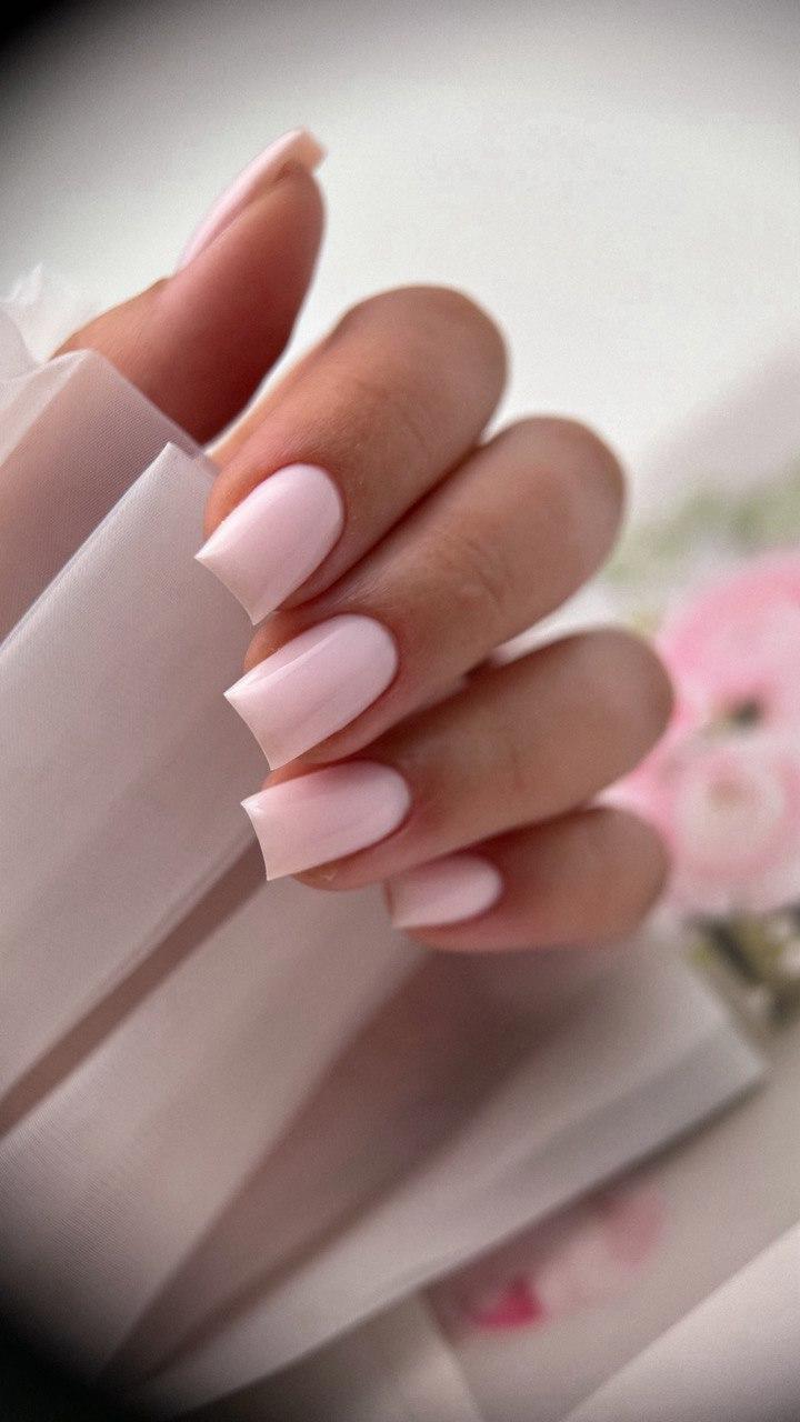What Is a Russian Manicure and Why Is It So Popular in Los Angeles?